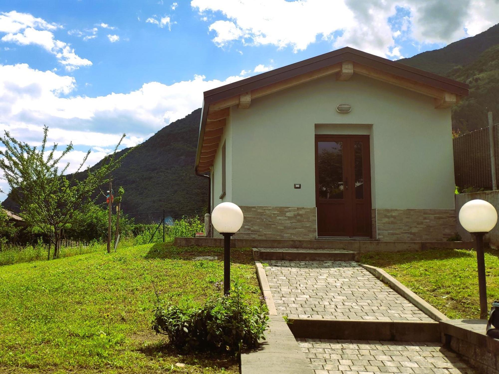 Chiaro House Apartman Colico Kültér fotó